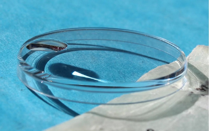 Mặt k&iacute;nh nhựa trong suốt